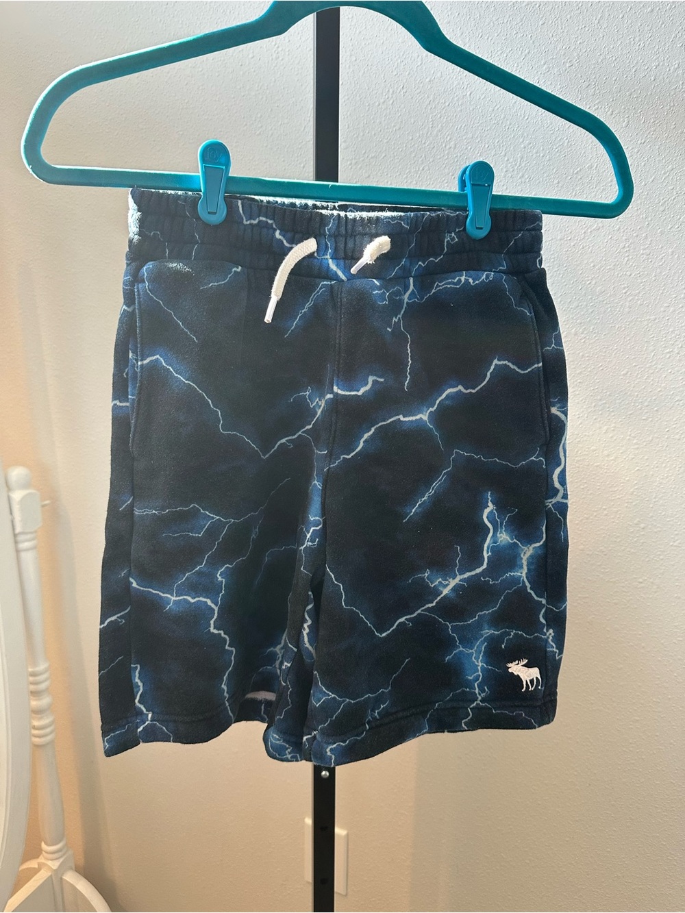 abercrombie kids Navy Lightning-Print Athletic Shorts